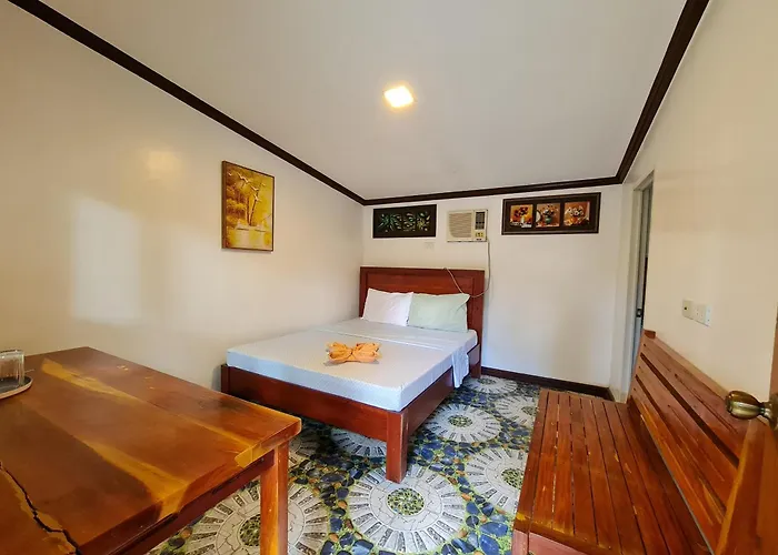 Tambayan Rooms And Cottages By Sms Hospitality