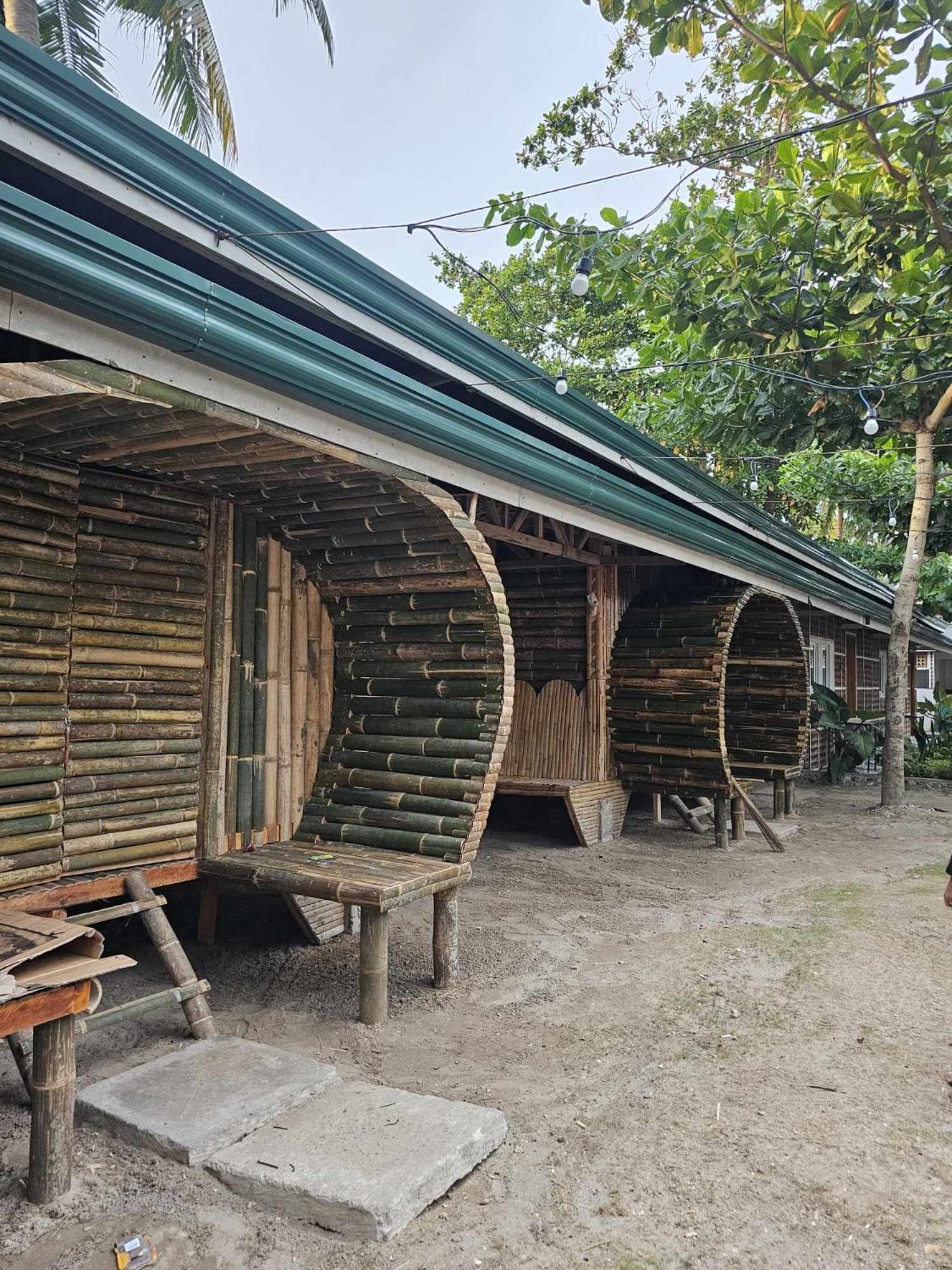 Tambayan And By Sms Hospitality